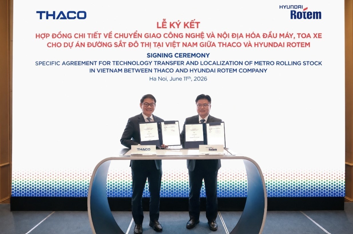 Ông Trần Bá Dương, lãnh đạo THACO ký thêm thỏa thuận công nghệ với đối tác Hàn Quốc, tăng tốc tham gia ngành công nghiệp đường sắt