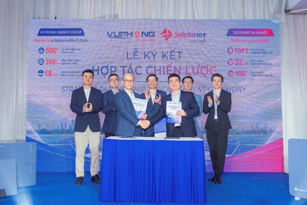 Vũ Phong Energy Group trở thành Master distributor của Solplanet tại Việt Nam và Lào