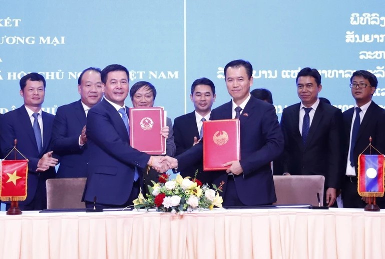 thuong-mai-viet-nam-lao-01-1712631617.jpg