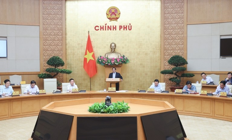 thu-tuong-hop-chinh-phu-ve-sua-doi-luat-2-1744961545.jpg