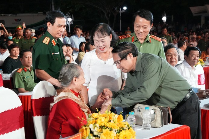 thu-tuong-du-chuong-trinh-ky-uc-o-lai-8-1745115772.jpg
