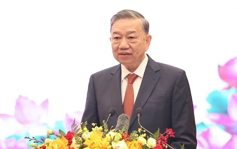 xay-dung-va-thi-hanh-phap-luat-4-1746236134.jpg