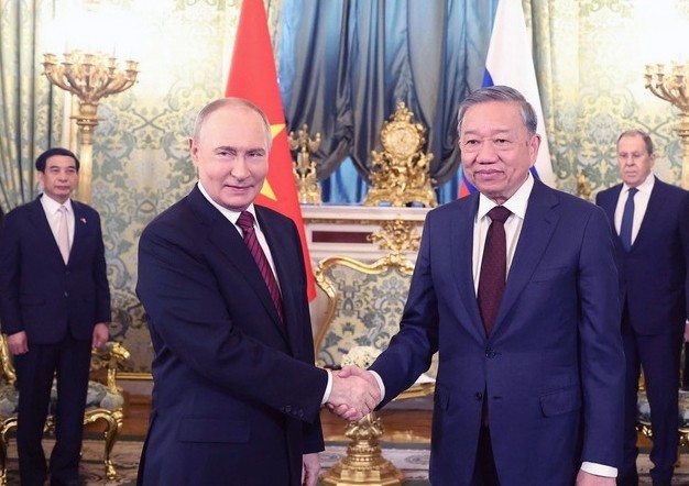 ktx-tong-bi-thu-to-lam-hoi-dam-1ong-thong-putin-3-1746925584.jpg