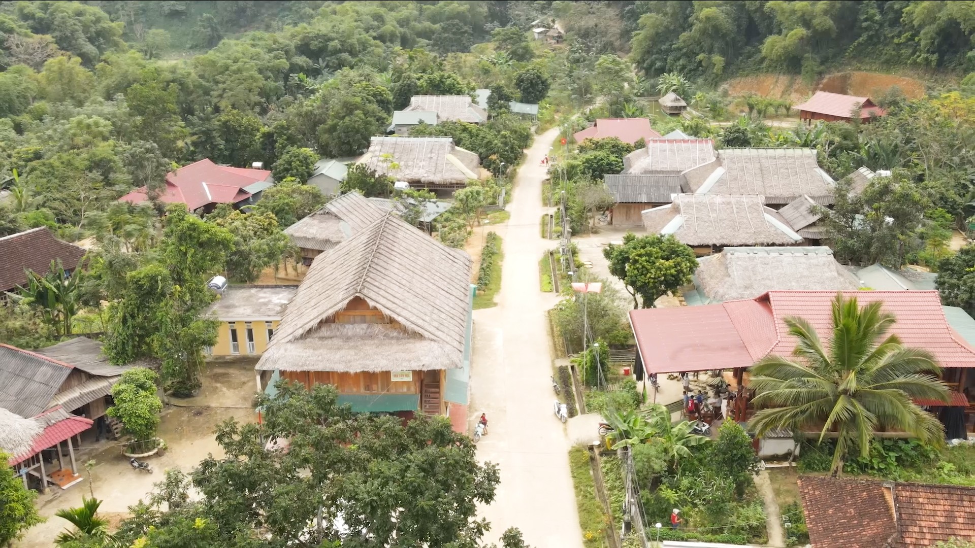 van-hoa-ban-ngam-2mp400-02-33-02still001-1705306565.jpg