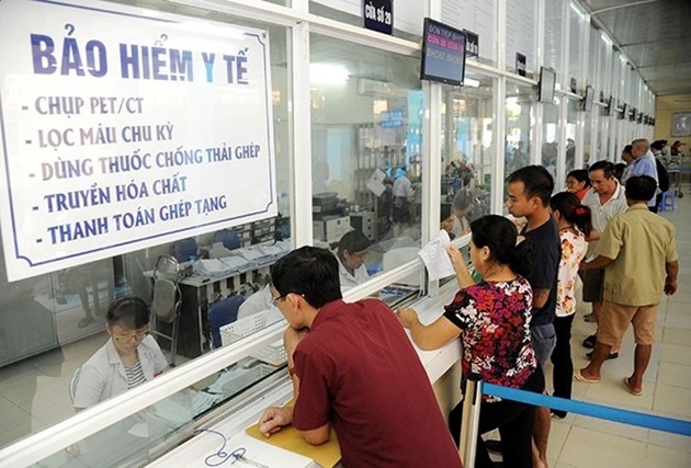 dong-bao-hiem-y-te-5-nam-lien-tuc-duoc-quyen-loi-gi-1752814953.jpg