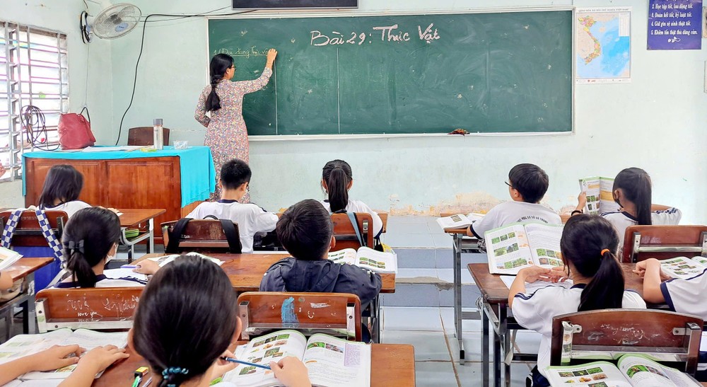 bo-giao-duc-chuan-bi-sua-thong-tu-29-de-siet-chat-day-them-hoc-them-1756390544.jpg