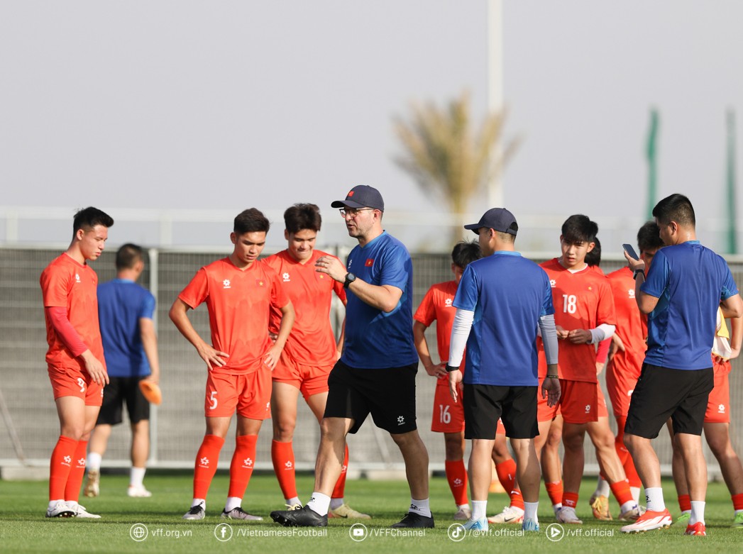 U17 Việt Nam tích cực luyện tập tại Saudi Arabia, hoàn tất các khâu chuẩn bị cuối cùng cho Vòng chung kết giải vô địch U17 châu Á 2025