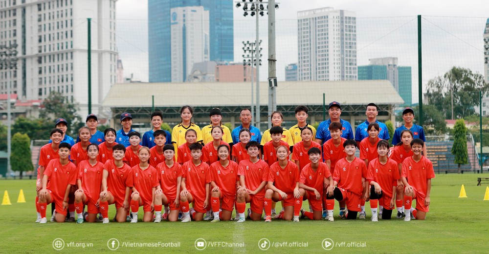 Đội tuyển U16 nữ Việt Nam hội quân tập luyện, chuẩn bị tham dự giải vô địch U16 nữ Đông Nam Á 2025