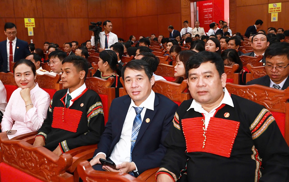 dai-bieu-tham-du-dai-hoi-1759204543.jpg