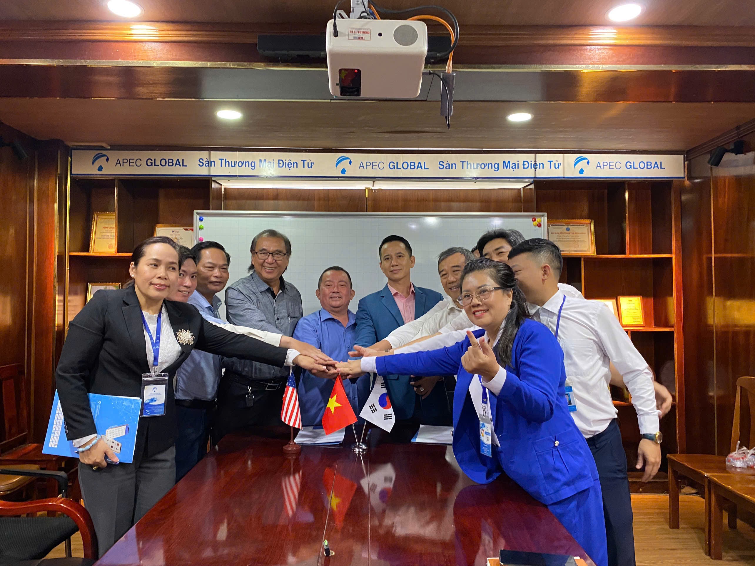 Apec Global ký kết ba hợp tác chiến lược về giáo dục, Lc888.com link không chặn và hỗ trợ phụ nữ khởi nghiệp