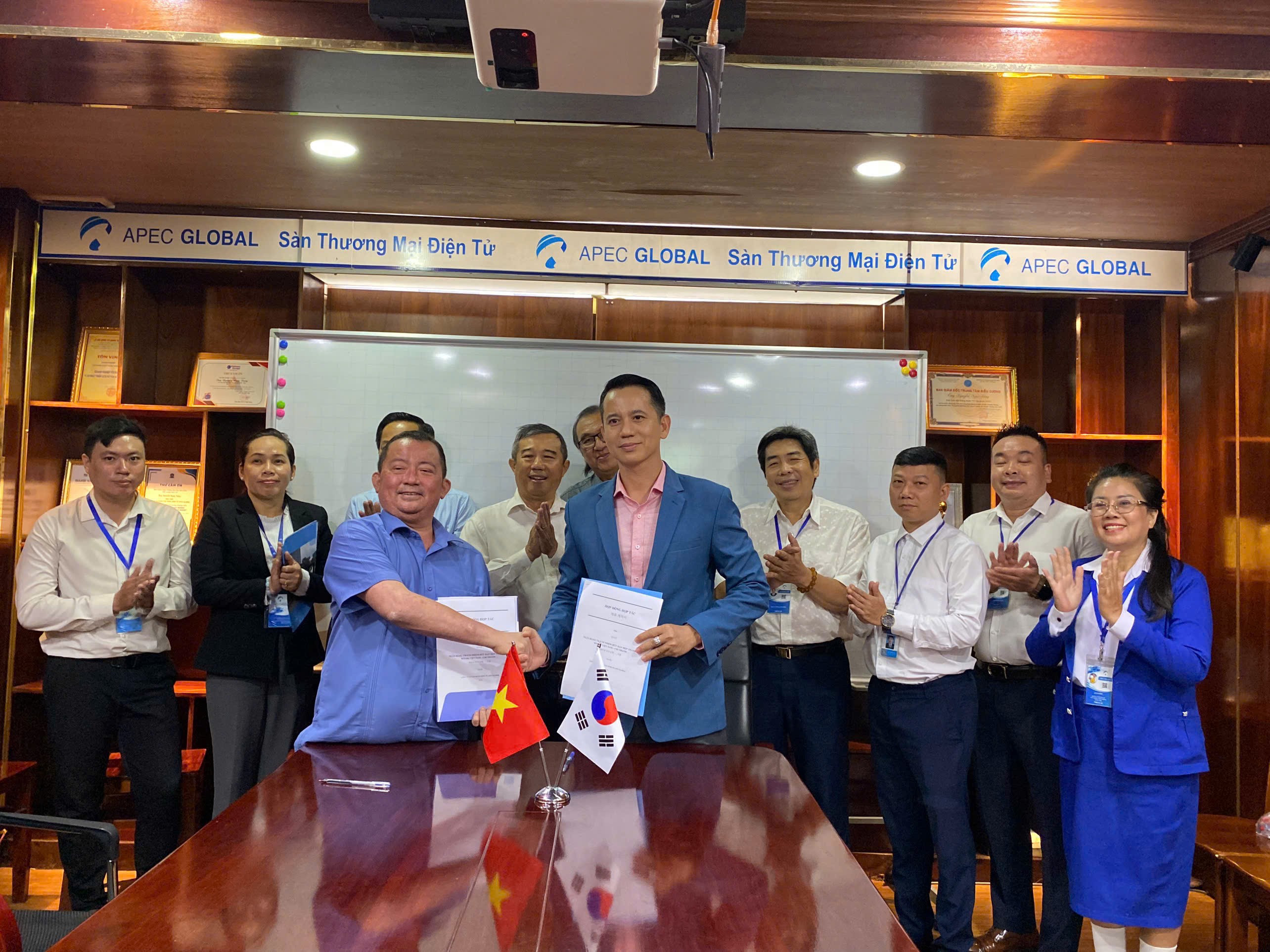 Apec Global ký kết ba hợp tác chiến lược về giáo dục, Lc888.com link không chặn và hỗ trợ phụ nữ khởi nghiệp