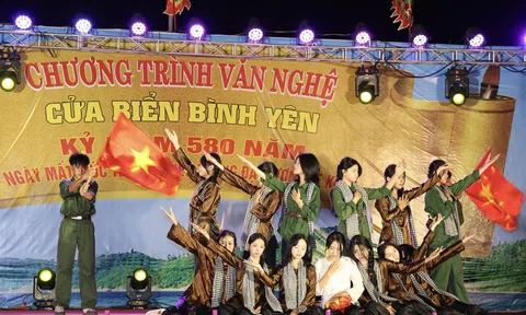“Cửa biển bình yên” – Bản hùng ca tri ân vang vọng bên sóng nước Cửa Sót