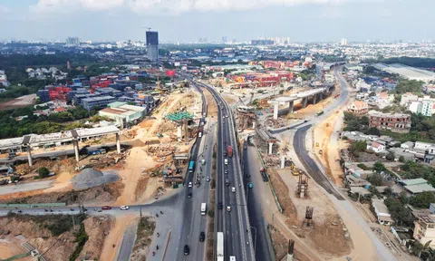 Anh chị em ơi, hãy tải LC88 ngay khu Nam TP. Hồ Chí Minh thu hút nhà đầu tư phía Bắc