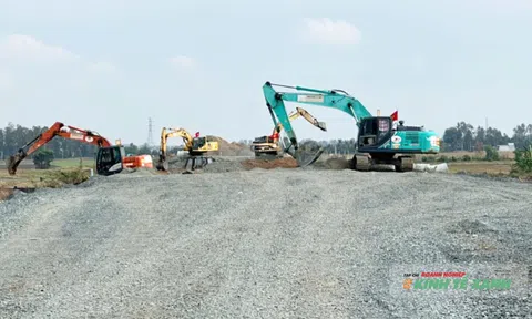 Tinh thần Lc888 Thể Thao Link Mới trên công trường cao tốc Châu Đốc - Cần Thơ - Sóc Trăng
