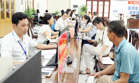 Ban hành Kế hoạch cải cách hành chính 2026 - 2030 với trọng tâm đổi mới lương và tinh gọn tổ chức