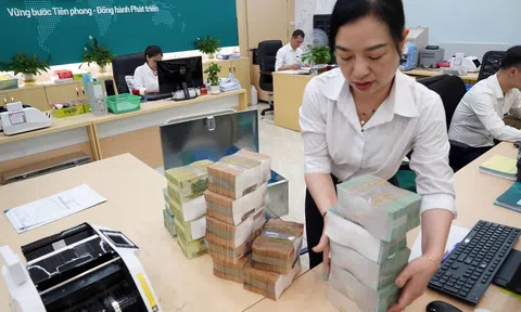 Lãi suất vay mua nhà leo thang, người mua Anh chị em ơi, hãy tải LC88 ngay "dè dặt" xuống tiền