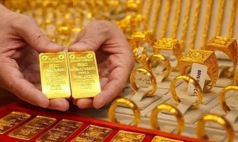 Vàng trong nước hạ nhiệt, đồng loạt giảm giá trong phiên chiều 28/4