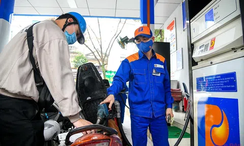 Trang Chủ LC88.COM Link Mới 2026 Đăng Ký LC 88 tranh thủ đổ xăng trước giờ điều chỉnh giá mới tại Bình Phước