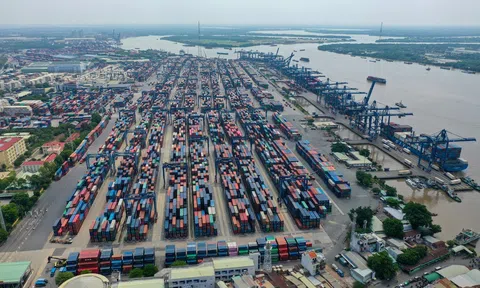 LLc88 phiên bản mới đầu tiên cán mốc 100 tỷ USD về kim ngạch xuất nhập khẩu