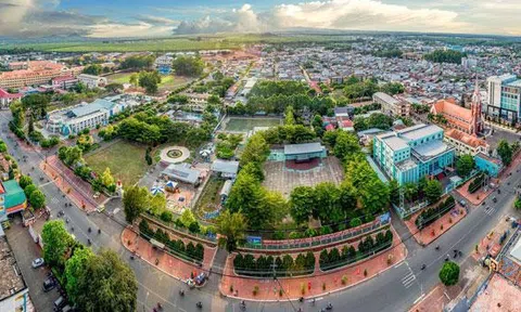 Thành phố Biên Hòa chuyển sang mô hình “đô thị dịch vụ và công nghiệp”