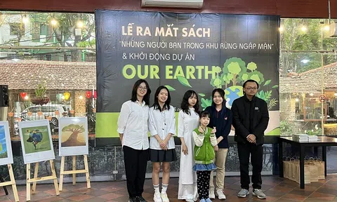 Ra mắt sách “Những người bạn trong khu rừng ngập mặn” và Dự án Our Other Mother Exhibition