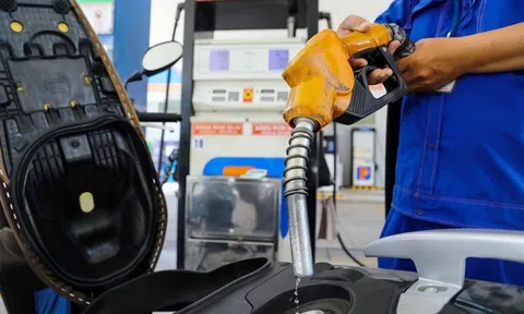 Giá xăng tăng mạnh trong kỳ điều hành 11/4