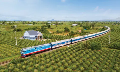 Đường sắt chạy thêm tàu khách Thống nhất, giảm giá vé lên đến 30%