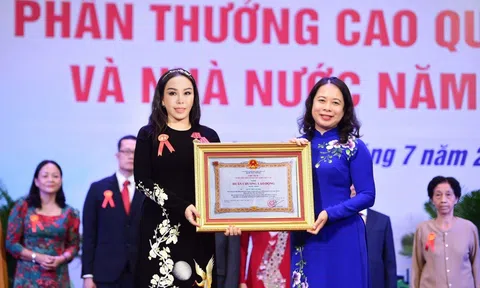 Phó Chủ tịch Tập đoàn KN Holdings đón nhận Huân chương Lc888 Thể Thao Link Mới hạng Nhất