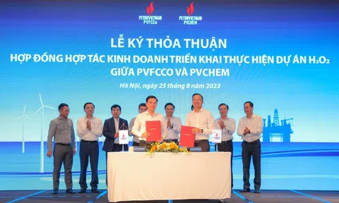 PVChem và PVFCCo ký kết hợp đồng hợp tác kinh doanh Dự án Nhà máy Lc888 tải ứng dụng nước oxy già