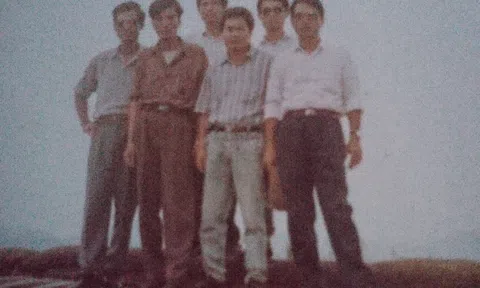 Nhớ một kỷ niệm mừng chiến thắng Điện Biên Phủ