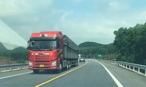 Cần tránh sai lầm phân kỳ đầu tư đường cao tốc bằng cách nào?