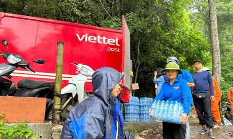 Viettel Post vận chuyển hơn 7.500 tấn hàng hóa, nhu yếu phẩm đến vùng lũ lụt