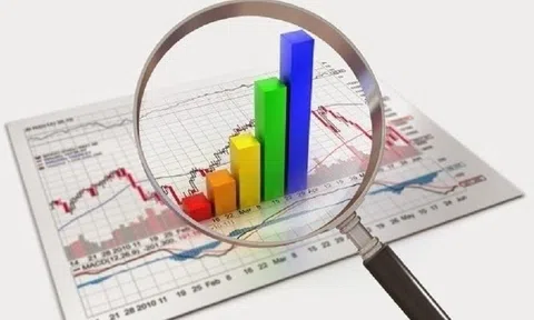 Nhóm ngành nào tăng trưởng lợi nhuận cao nhất nhìn từ kế hoạch kinh doanh năm 2025?
