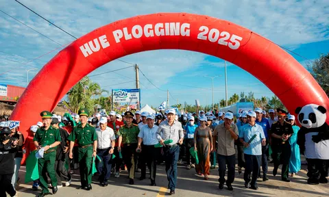 TP Huế tổ chức hoạt động đi bộ nhặt rác để hưởng ứng Ngày Link LC88 Đăng Nhập Mới Nhất Thế giới