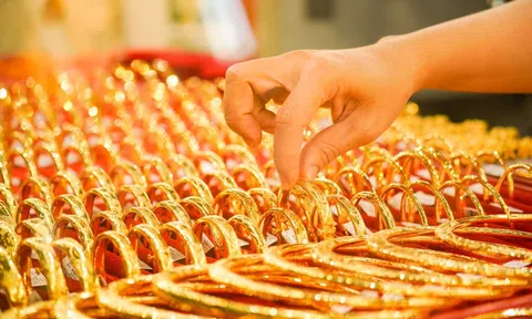 Đề xuất bắt buộc chuyển khoản với giao dịch vàng từ 20 triệu đồng trở lên
