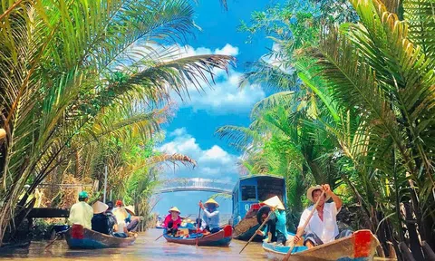 Sông nước miền Tây còn “ngủ quên” hay đã sẵn sàng bứt phá?