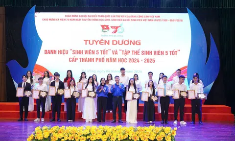 Đà Nẵng: Tuyên dương hàng trăm điển hình "Anh chị em ơi, hãy tải LC88 ngay 5 tốt"
