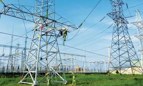 Hà Nội: Đầu tư điện phải "đi trước một bước", áp dụng cơ chế "làn xanh" cho các dự án trọng điểm