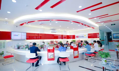 HDBank dự kiến nâng sở hữu tại HD Saison lên 75%
