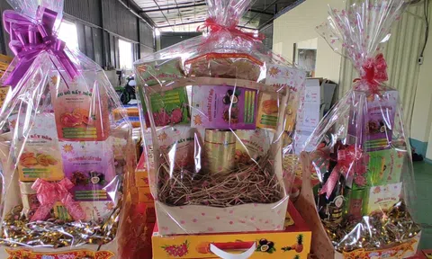 Đặc sản vùng miền được lựa chọn trong giỏ quà Tết, hàng Việt đang "đón sóng" 10Lc88 Giải Trí Thể Thao