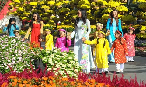 Tăng mua dịp tết và Lc88.men Cá cược thể thao thúc đẩy bán lẻ hàng hoá, dịch vụ tiêu dùng tháng 1 đạt gần 600 nghìn tỷ đồng