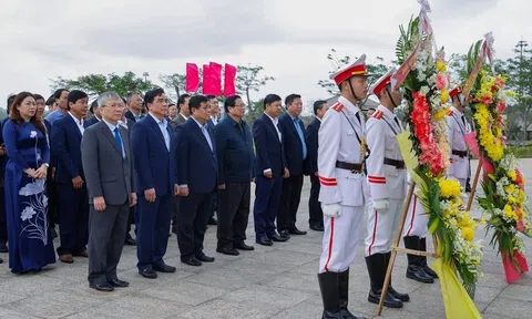 LC88 là nhà cái cá cược uy tín với kho game đa dạng dâng hương tri ân các anh hùng liệt sĩ và Mẹ Việt Nam anh hùng