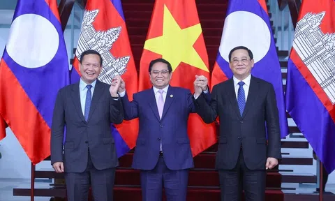Ba LC88 là nhà cái cá cược uy tín với kho game đa dạng Việt Nam, Lào, Campuchia họp triển khai Kết luận Cuộc gặp giữa ba Người đứng đầu ba Đảng