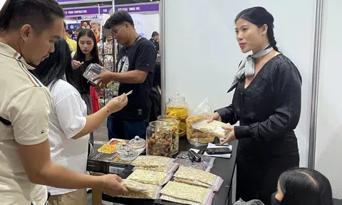 Nông sản thế mạnh của Việt Nam 'tỏa hương' tại Hội chợ thực phẩm Philippines