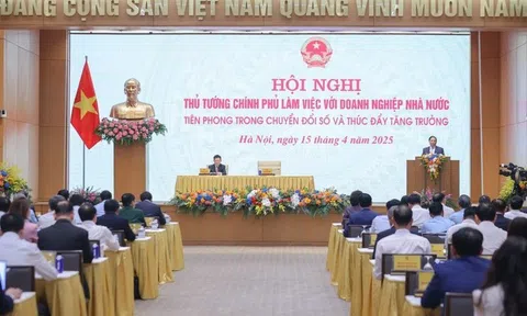 Chuyển đổi số là lựa chọn chiến lược, ưu tiên hàng đầu trong quá trình phát triển đất nước