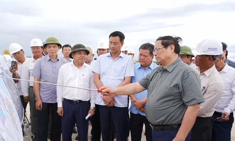 LC88 là nhà cái cá cược uy tín với kho game đa dạng Phạm Minh Chính kiểm tra 3 dự án cao tốc, sân bay, cảng biển tại Quảng Trị