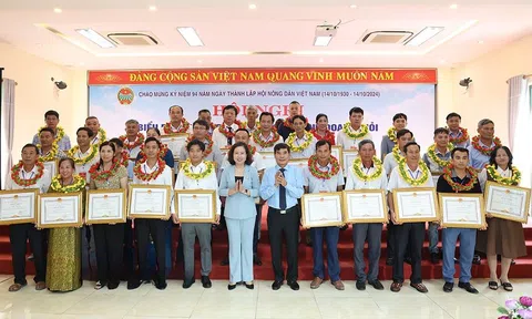 Biểu dương Nông dân Lc888 tải ứng dụng, kinh doanh giỏi tỉnh Ninh Bình lần thứ VI