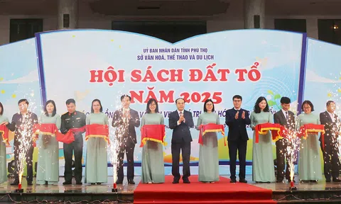 Khai mạc Hội sách Đất Tổ năm 2025