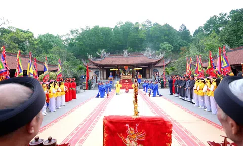 Phú Thọ: Dâng hương Giỗ Đức Quốc Tổ Lạc Long Quân và tưởng niệm Tổ Mẫu Âu Cơ năm Ất Tỵ 2025