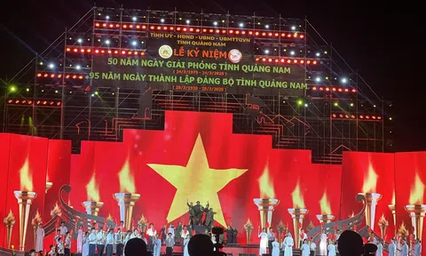 Kỷ niệm 50 năm Ngày giải phóng Quảng Nam, khẳng định tầm vóc trên quê hương 'trung dũng kiên cường'